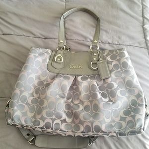 Coach shoulder bag
